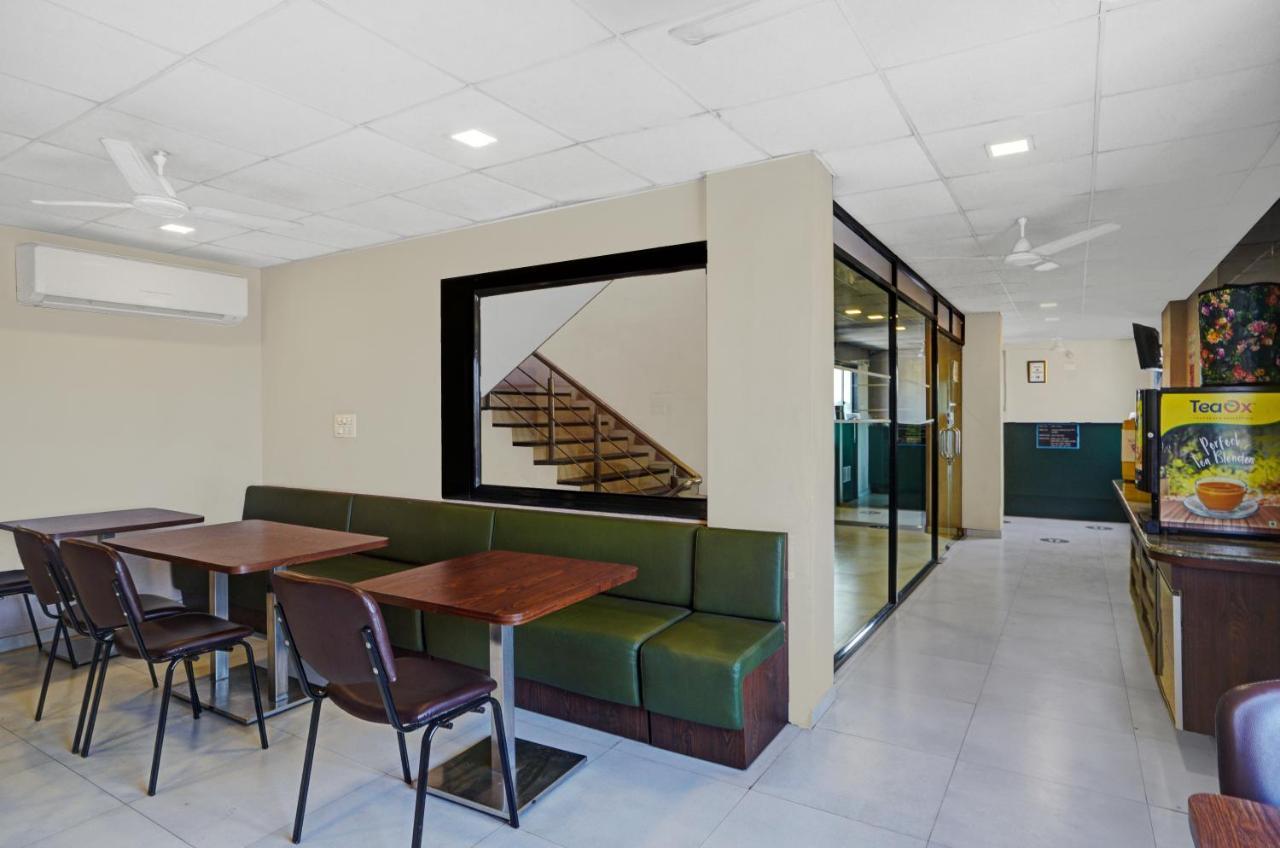 Greenotel Rooms Hazira, Szúrat Kültér fotó