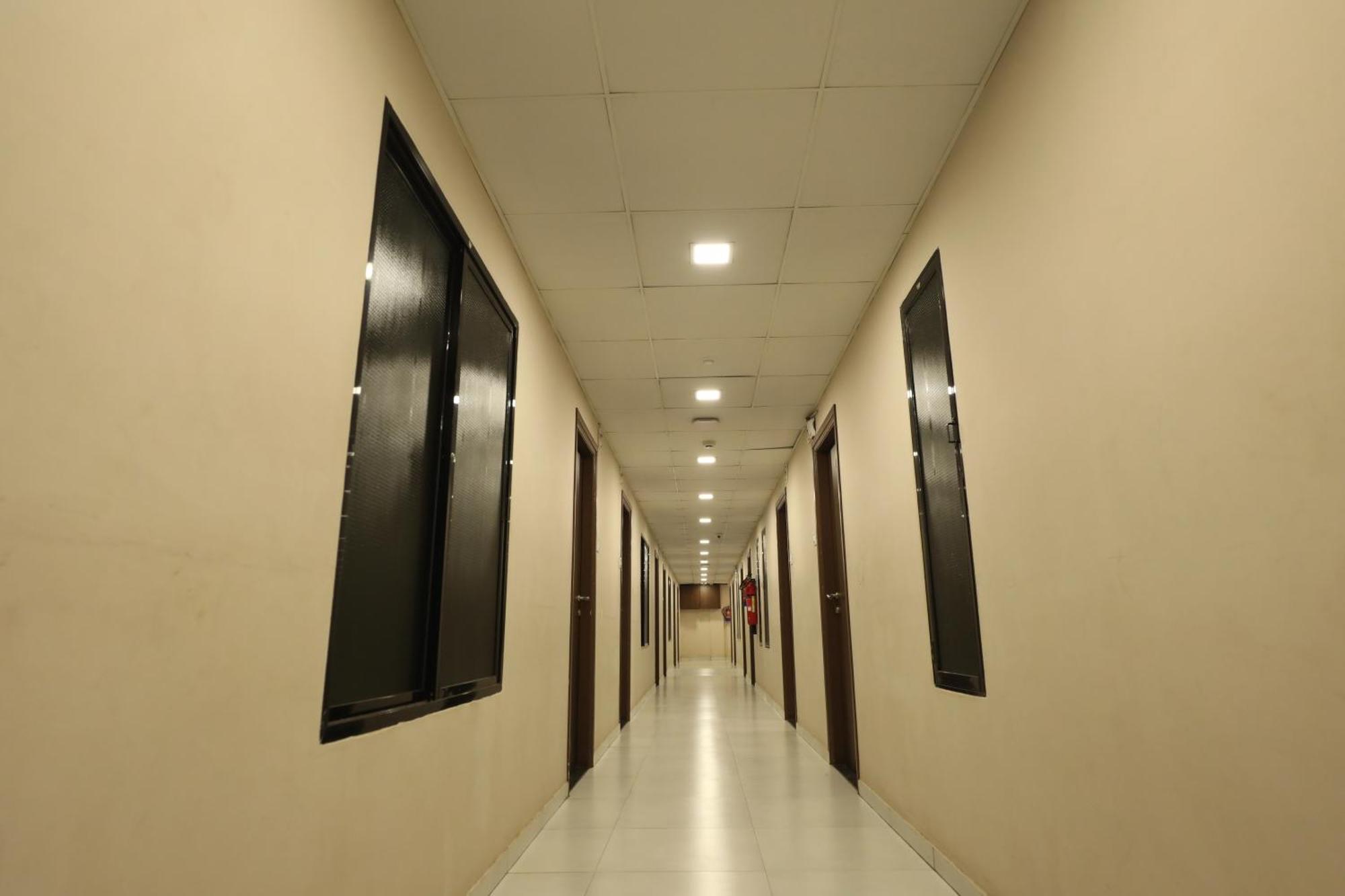 Greenotel Rooms Hazira, Szúrat Kültér fotó