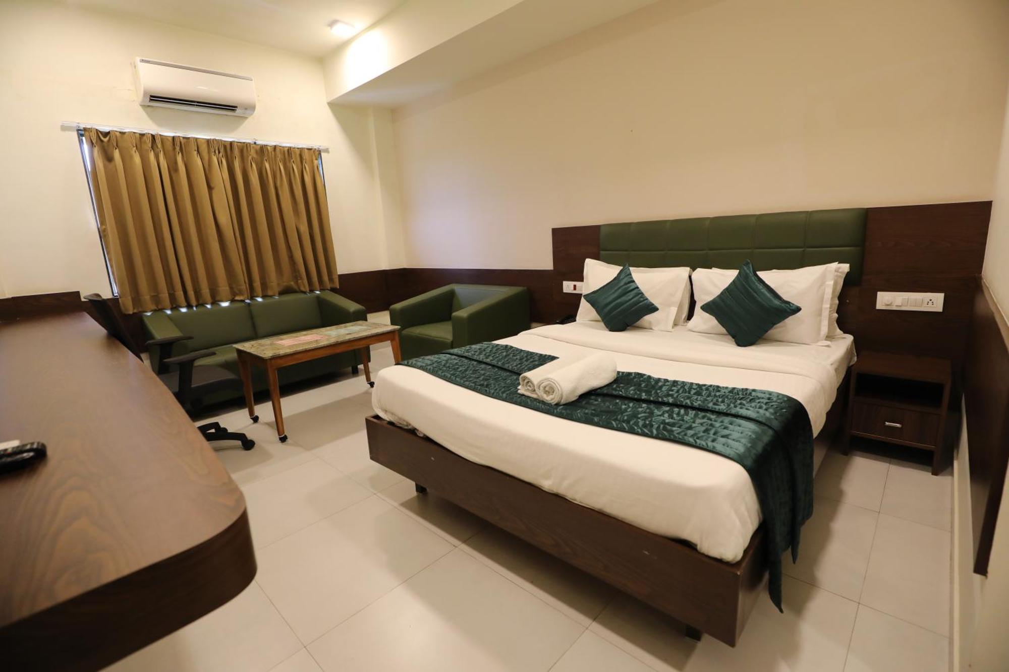 Greenotel Rooms Hazira, Szúrat Kültér fotó