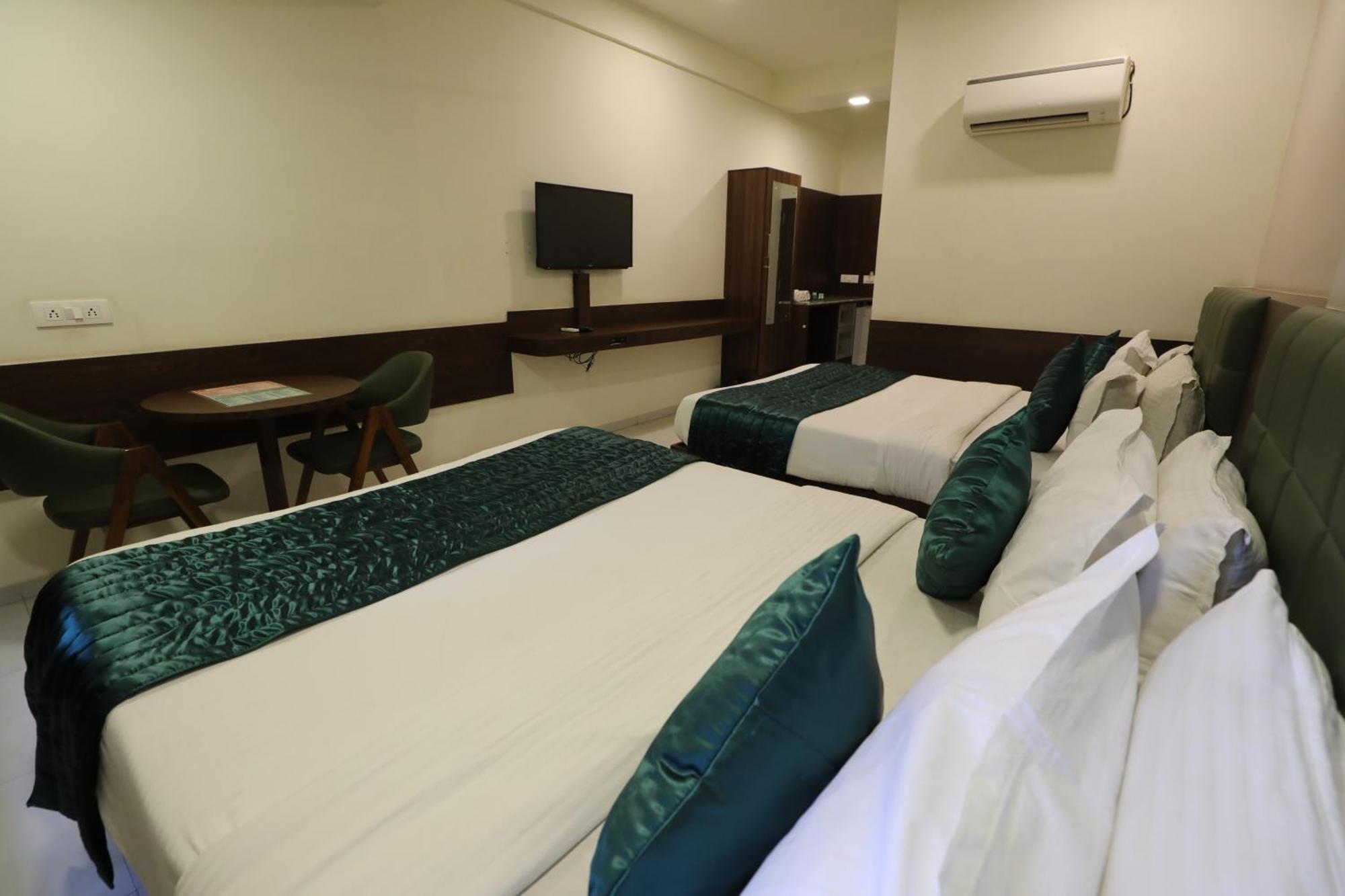 Greenotel Rooms Hazira, Szúrat Kültér fotó