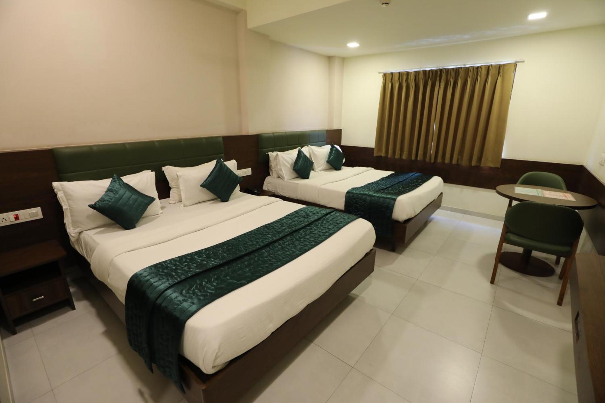 Greenotel Rooms Hazira, Szúrat Kültér fotó