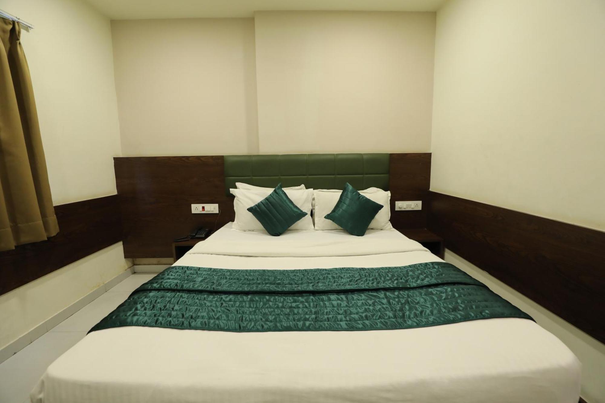 Greenotel Rooms Hazira, Szúrat Kültér fotó