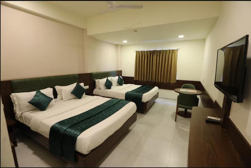 Greenotel Rooms Hazira, Szúrat Kültér fotó